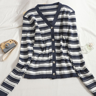 Uue mudeli naiste triibuline vest nööpide ja spitsikaelusega