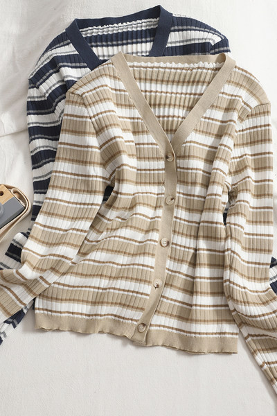 Uue mudeli naiste triibuline vest nööpide ja spitsikaelusega