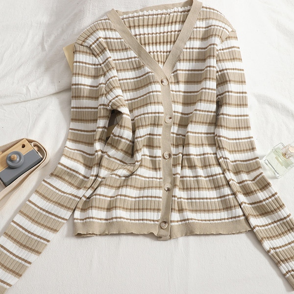 Uue mudeli naiste triibuline vest nööpide ja spitsikaelusega