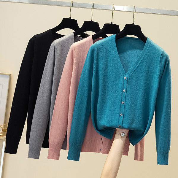 Naiste V-kaelusega kardigan tavaline mudel