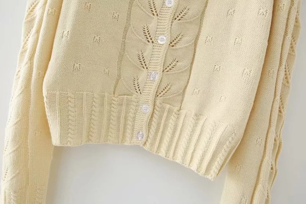 Ležerni prsluk s gumbima u bijeloj boji