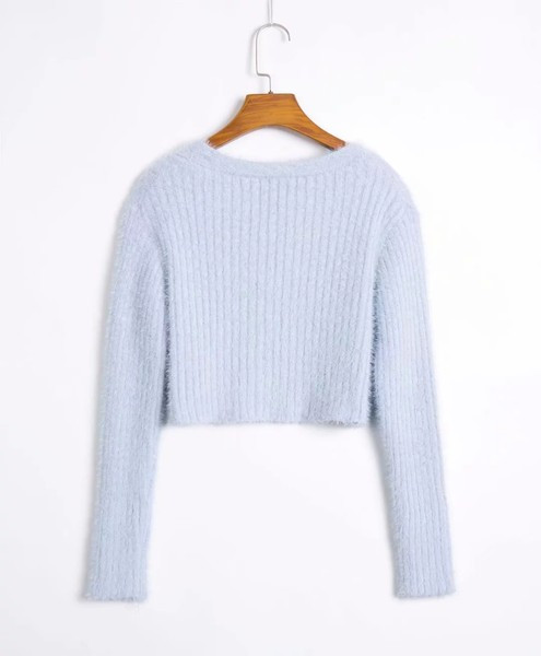 Κοντή  φθινοπωρινή ζακέτα με κουμπιά