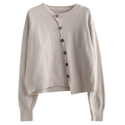 Γυναικεία ζακέτα με κουμπιά - απλό μοντέλο