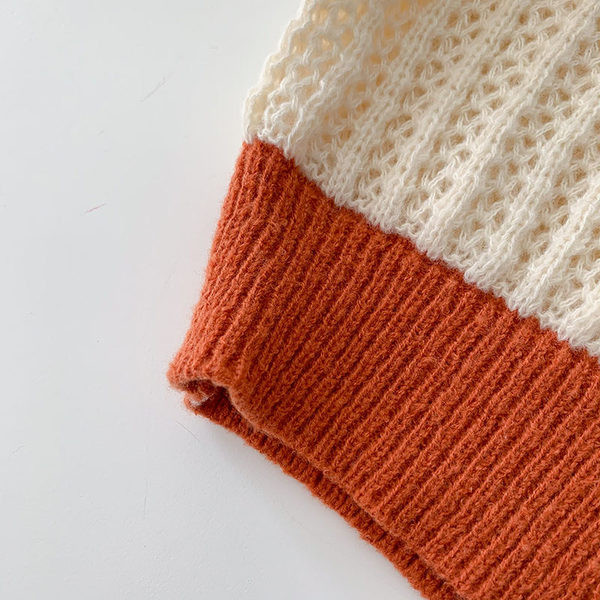 Naiste kootud vest ovaalse kaelusega