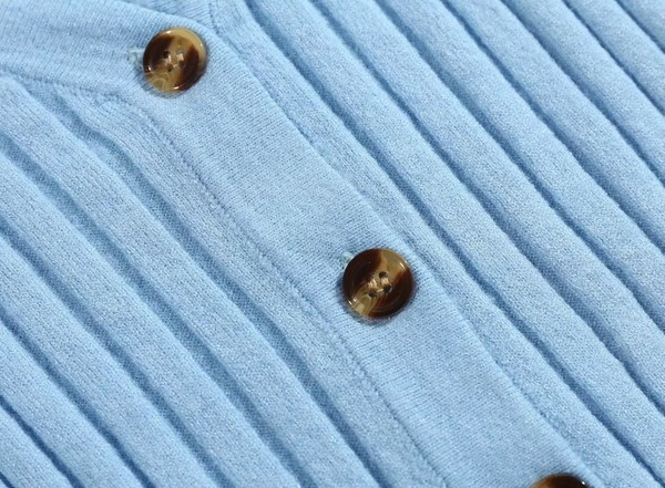 Вталена рипсена жилетка с копчета 