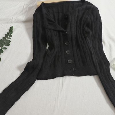 Vesta de dama de toamna cu decolteu rotund si nasturi