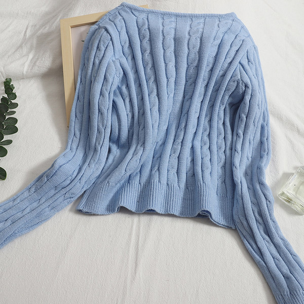 Vesta de dama de toamna cu decolteu rotund si nasturi