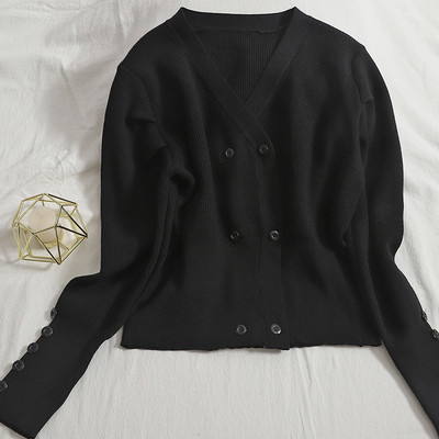 Modern női mellény spitz nyakkivágással és aszimmetrikus rögzítéssel