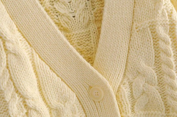 Uue mudeli paks kardigan suure kudumi ja nööpidega