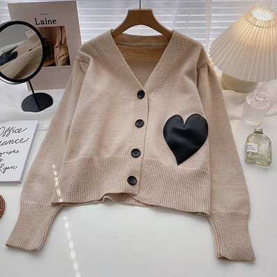 Cardigan dama cu nasturi si decolteu spitz - in trei culori