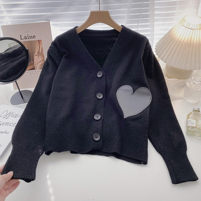 Cardigan dama cu nasturi si decolteu spitz - in trei culori