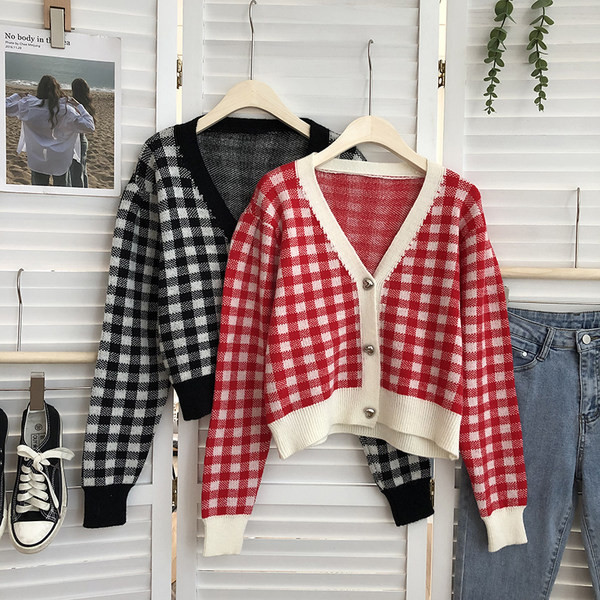 Női kockás kardigán szív alakú gombokkal