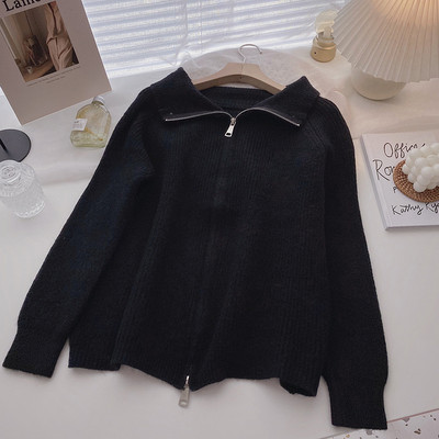 Vabaaja vest luku ja kõrge kraega