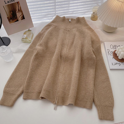 Vabaaja vest luku ja kõrge kraega