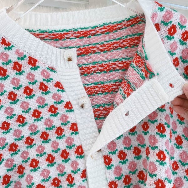 Naiste lai vest ovaalse kaelusega