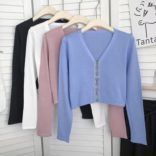 Vesta de dama cu decolteu spitz si maneci lungi