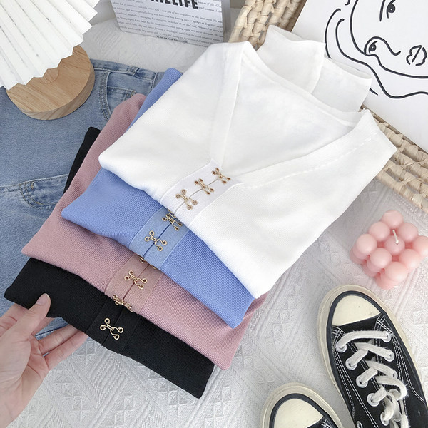 Vesta de dama cu decolteu spitz si maneci lungi