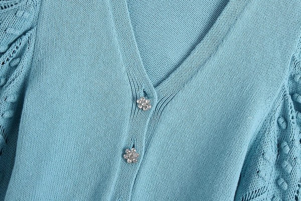 Κοντή ζακέτα με φαρδιά μανίκια