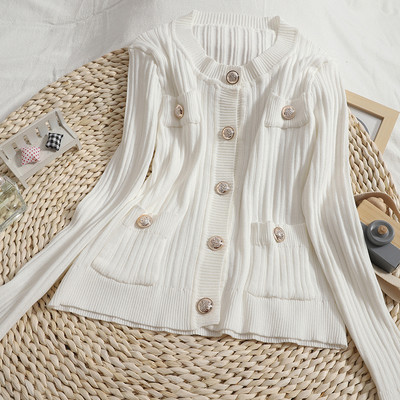 Casual γυναικεία ζακέτα με στρογγυλή λαιμόκοψη και στρογγυλά κουμπιά