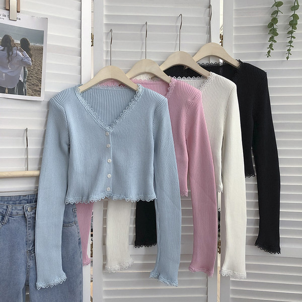 Naiste nööpide ja pitsiga kardigan