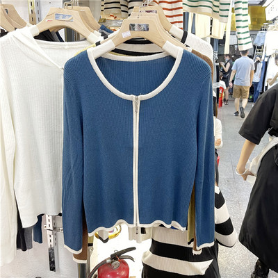 Ovaalse kaelusega ja tõmblukuga vabaajavest naistele