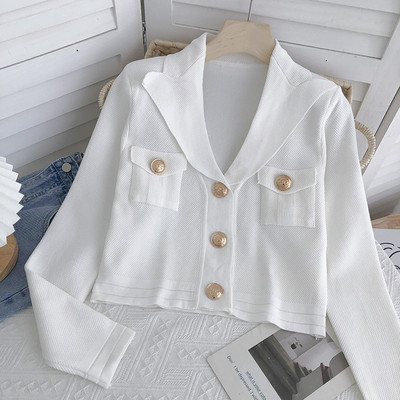 Naiste kardigan kuldsete nööpide ja taskutega