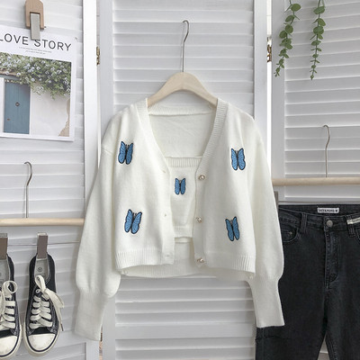 Naiste vabaajavest pärlite ja tikanditega