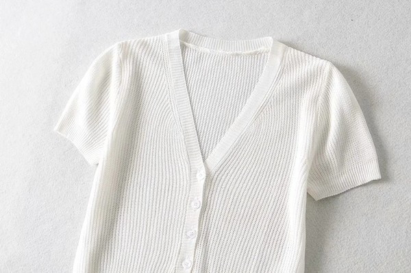 Vestă subțire din catifea cu nasturi