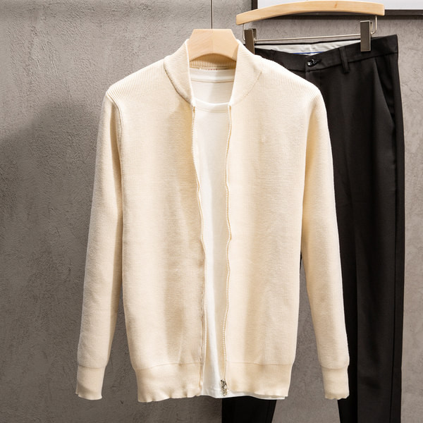 Ανδρική ζακέτα απλό μοντέλο με φερμουάρ