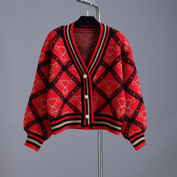 Cardigan dama cu nasturi cu decolteu spitz