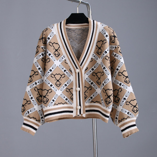 Cardigan dama cu nasturi cu decolteu spitz