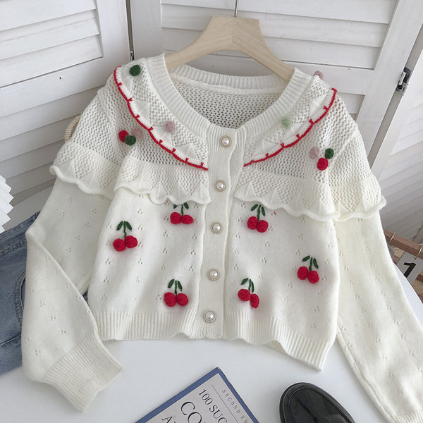 Γυναικεία casual ζακέτα με πέρλες και τρισδιάστατο στοιχείο