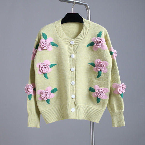 Naiste vest 3D-elemendi ja ümara kaelusega