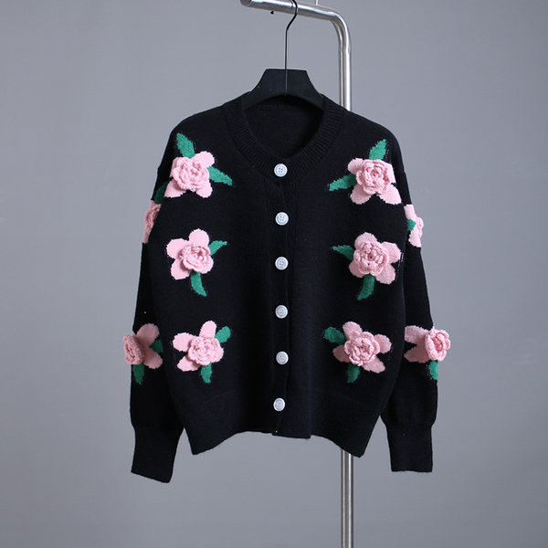 Naiste vest 3D-elemendi ja ümara kaelusega