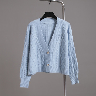 Γυναικεία μοντέρνα ζακέτα με βαθύ λαιμόκοψη και κουμπιά