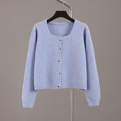 Cardigan de damă într-o singură culoare, cu decolteu pătrat