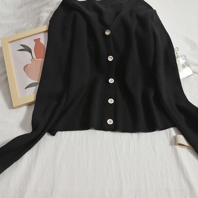 Γυναικεία μονόχρωμη ζακέτα με spitz λαιμόκοψη