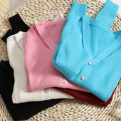 Vabaaja naiste vest V-kaelusega - mitmes värvitoonis