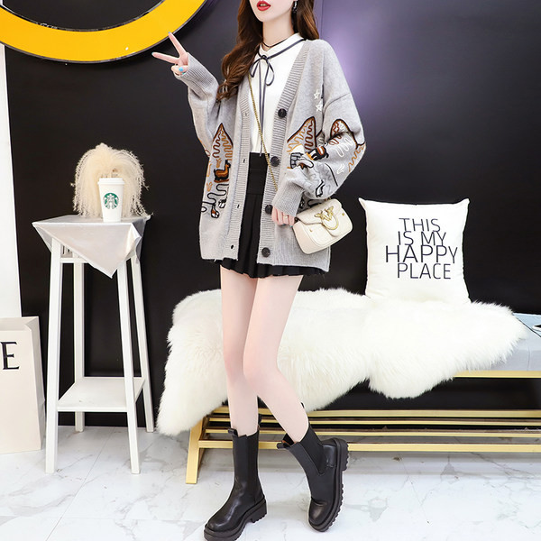 Stílusos női kardigán hímzésmentes mintával