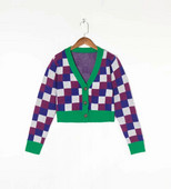 Rövid kockás mellény spitz nyakkivágással