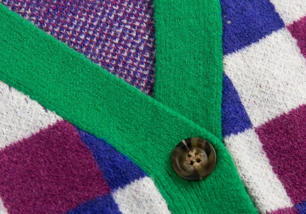 Rövid kockás mellény spitz nyakkivágással