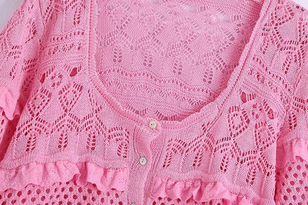 Cardigan scurt din tricotat subțire cu bucle