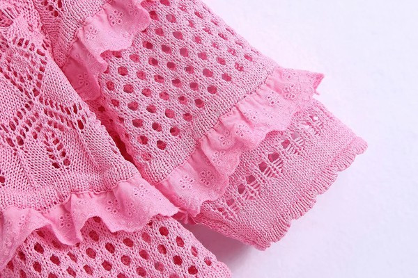 Cardigan scurt din tricotat subțire cu bucle