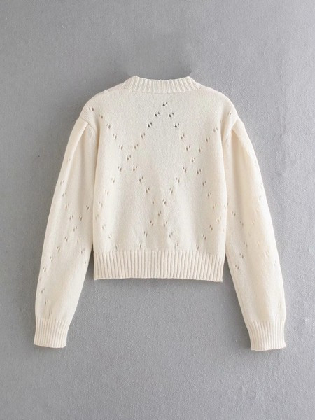 Női kötött kardigán hímzett virágokkal