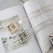 Γυναικεία διάφανη ζώνη με πέρλες και τετράγωνη αγκράφα