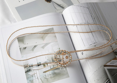 Γυναικεία διάφανη ζώνη με πέρλες και τετράγωνη αγκράφα