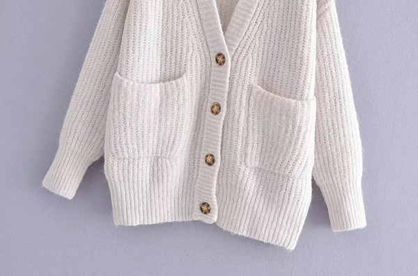 Vesta de toamna model nou cu nasturi si buzunare