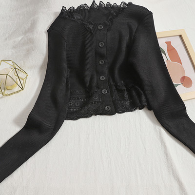 Moodne naiste vest mitmes värvitoonis ovaalse kaelusega