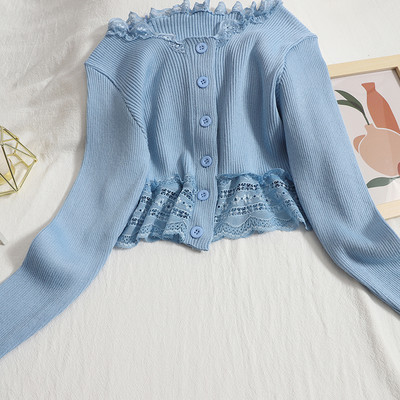 Moodne naiste vest mitmes värvitoonis ovaalse kaelusega