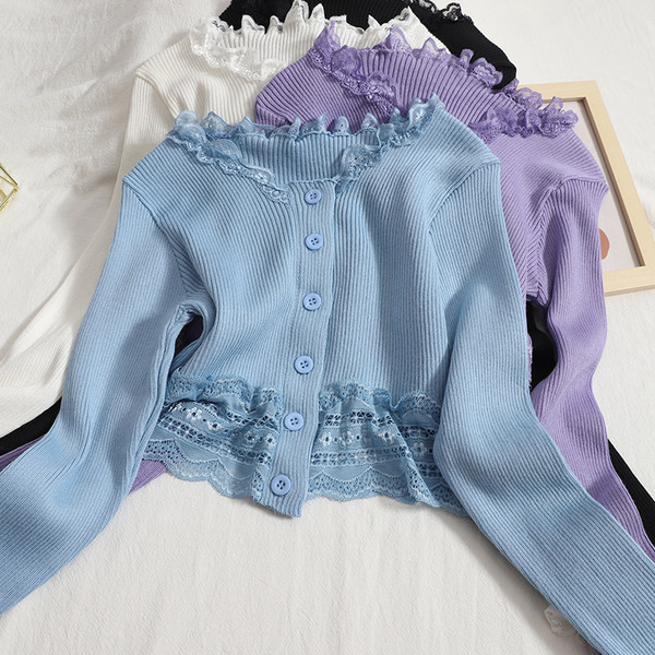 Moodne naiste vest mitmes värvitoonis ovaalse kaelusega